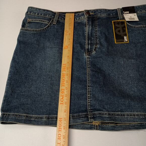 Lee Women's Mid Rise Deep Blue Skort Mesh Interior Size 20 - Picture 3 of 6